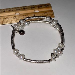 Vantel snow crystals bracelet dark pearl